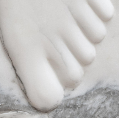 Foot in the water, 2025marble19 x 16,5 x 2 cmphoto credit : Holly Fogg