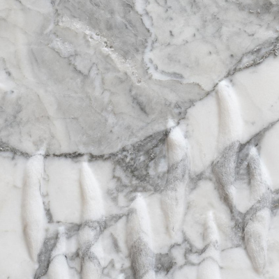 Full moon, 2025marble39 x 20 x 2 cmphoto credit : Holly Fogg